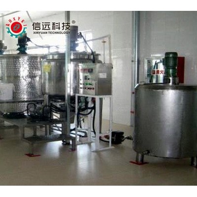 河北半自動液體油料灌裝機 河北液體灌裝生產設備