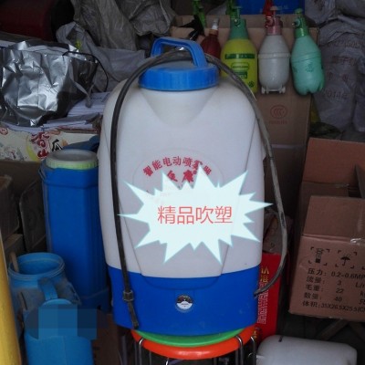 廠家批發(fā)供應(yīng)20L升背負(fù)式電動噴霧器吹塑白桶企鵝款農(nóng)用打藥機(jī)
