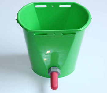 犢牛喂奶桶(綠色含奶嘴)8L價(jià)格65元