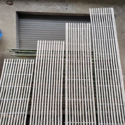 羊床漏板養(yǎng)羊羊床竹羊床漏糞板養(yǎng)殖板羊床漏糞板竹養(yǎng)殖設備竹床板