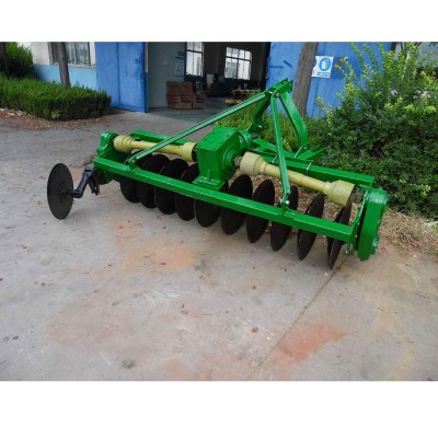 農(nóng)用拖拉機(jī)帶懸掛525系列圓盤(pán)犁 土壤翻土機(jī)械 液壓雙向圓盤(pán)犁