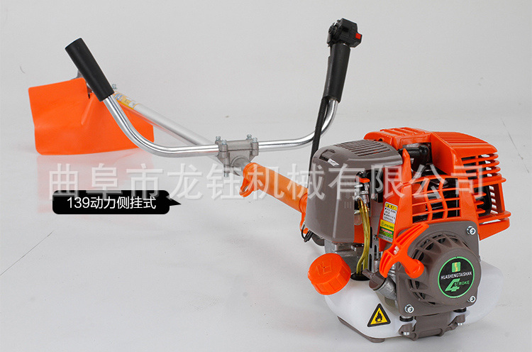 斜跨式割草機(jī)