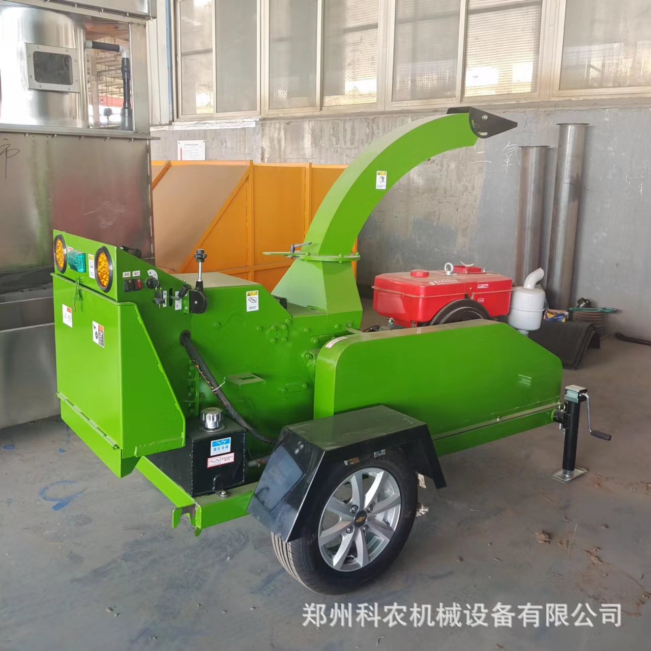 移動樹枝粉碎機