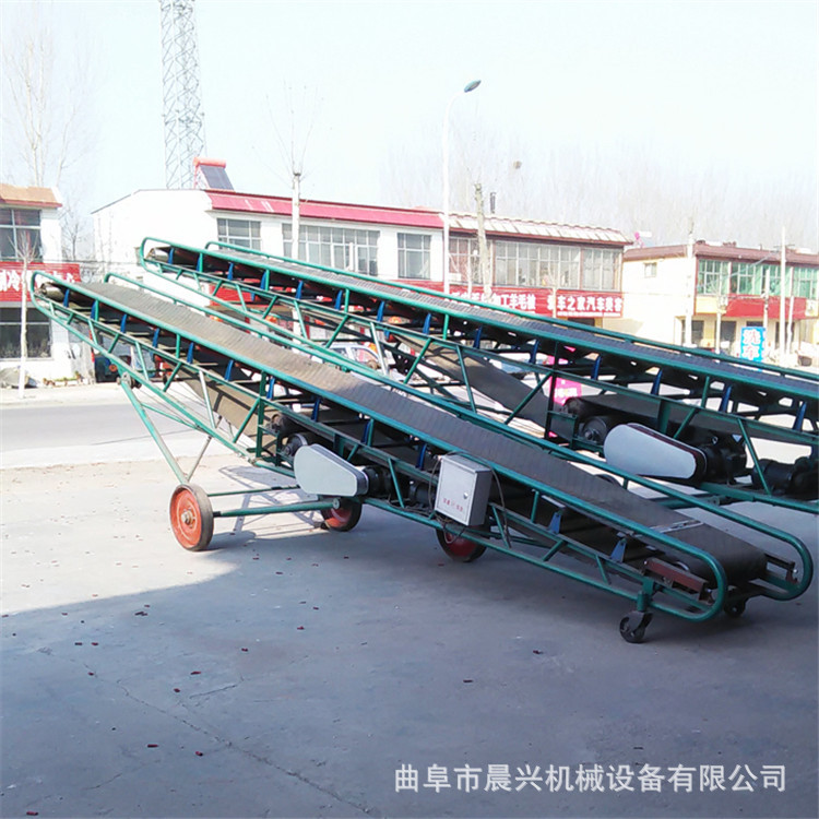 移動方管伸縮輸送機(jī)糧食升降輸送皮帶機(jī)爬坡防滑伸縮運(yùn)送機(jī)械廠家