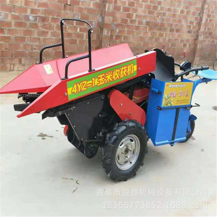 玉米收獲機06.jpg