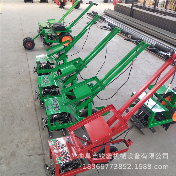 小型農(nóng)用犁地機 多功能除草機手扶犁地翻地松土機 硬地鋤地微耕機