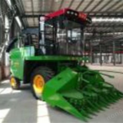 會晟4QZP-3000自走式青貯飼料收獲機