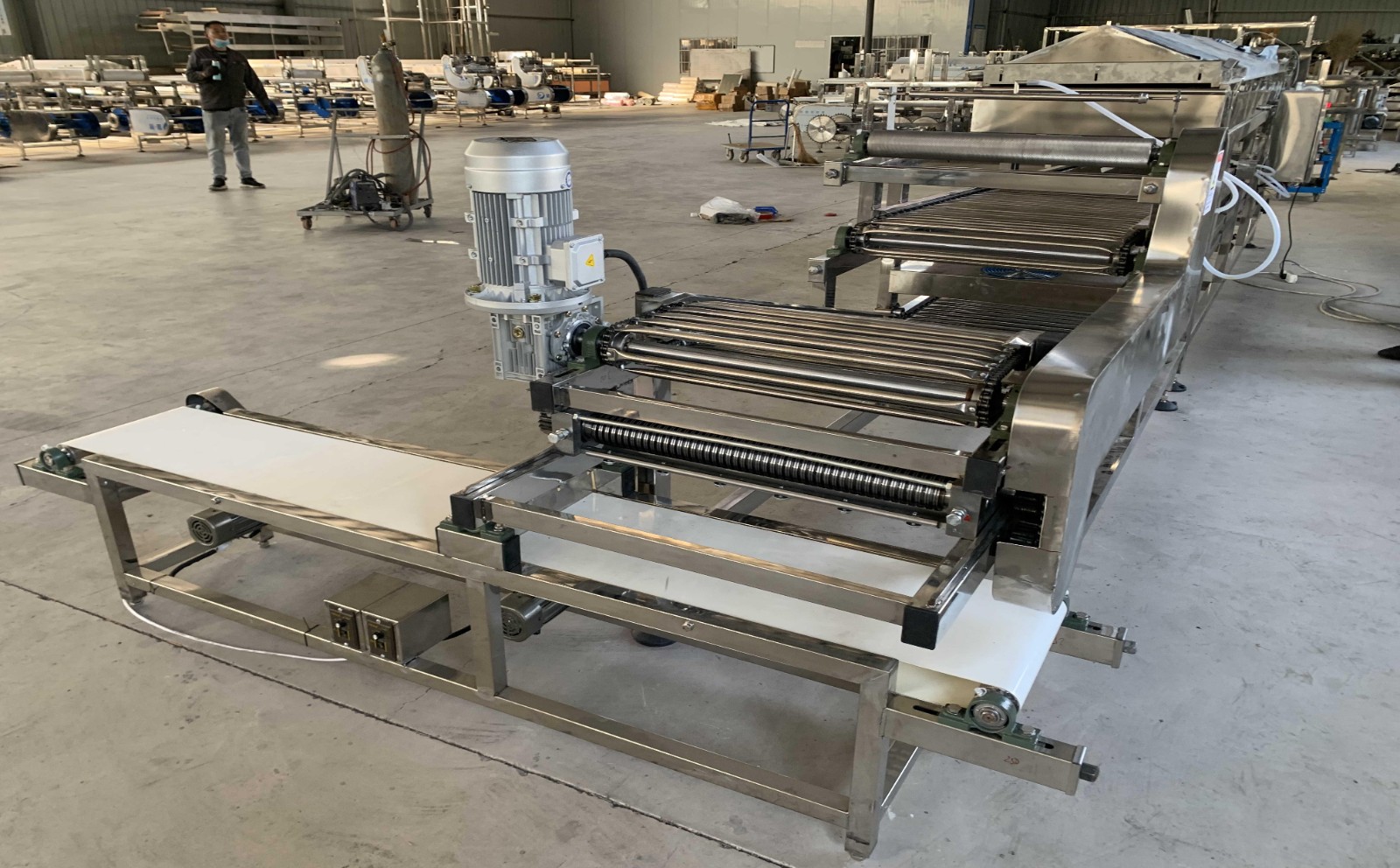 匯眾4米蒸箱條形涼皮機800型全自動涼皮機器