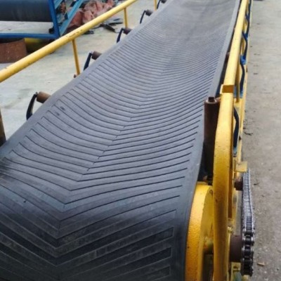 移動(dòng)升降式皮帶輸送機(jī) 袋裝糧食裝車皮帶機(jī) 運(yùn)行平穩(wěn)