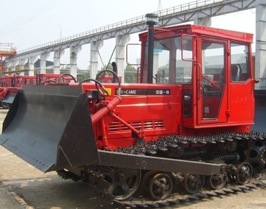 東方紅履帶拖拉機