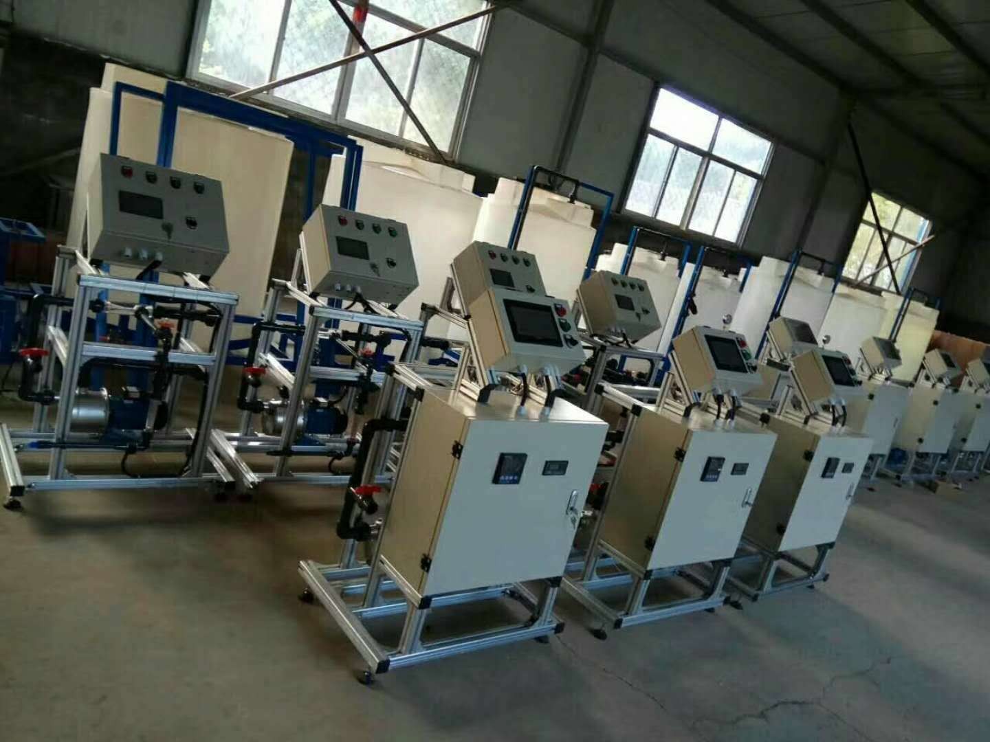 智能施肥機(jī)