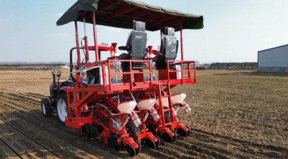 玉米小區四行精播機（高配版）