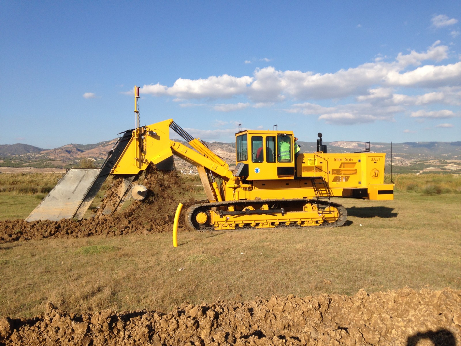 開溝鋪管機農田暗管排水工程