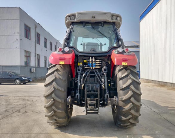 飛馳-2204輪式拖拉機(jī)