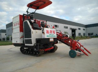 嘉農(nóng)號(hào)CH-4HL-2A履帶式花生聯(lián)合收獲機(jī)（電議）