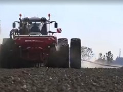 德國(guó)等歐洲農(nóng)場(chǎng)那些好看的農(nóng)機(jī)作業(yè)場(chǎng)面